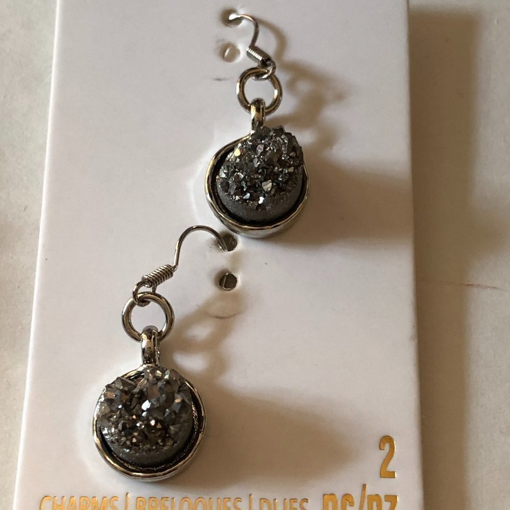 Womens Clear Druzy Quartz Geode Pendant, Earrings, Ring with Chain set.BRAND NEW - Picture 5 of 6